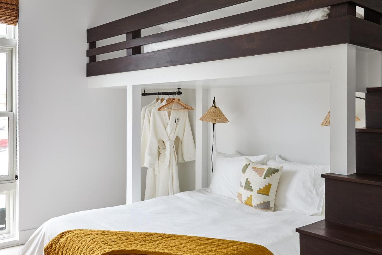 Lokal Hotel Cape May Εξωτερικό φωτογραφία